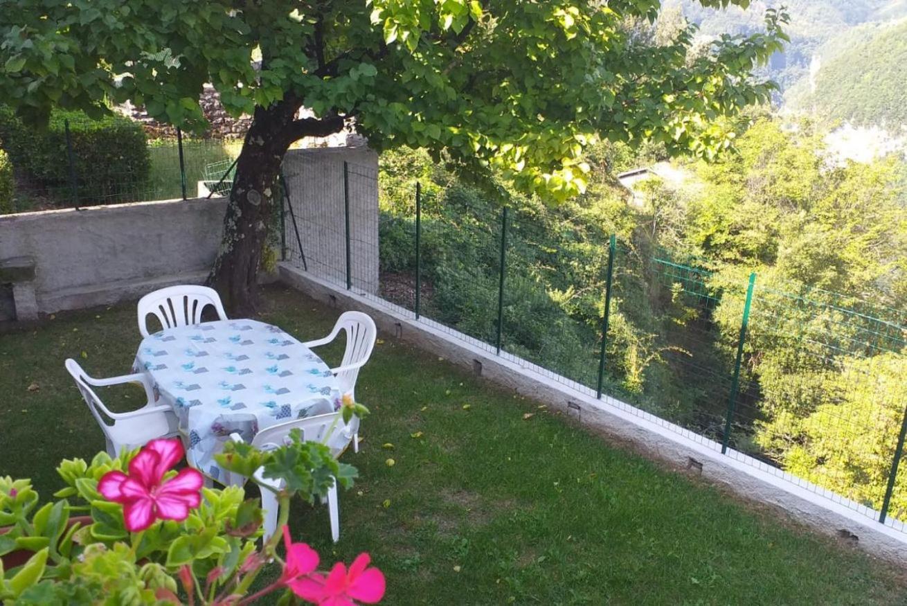Casa Butterfly Apartment Verni ภายนอก รูปภาพ